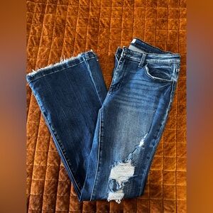 Frayed Hem Distressed Women's flare Leg Jeans